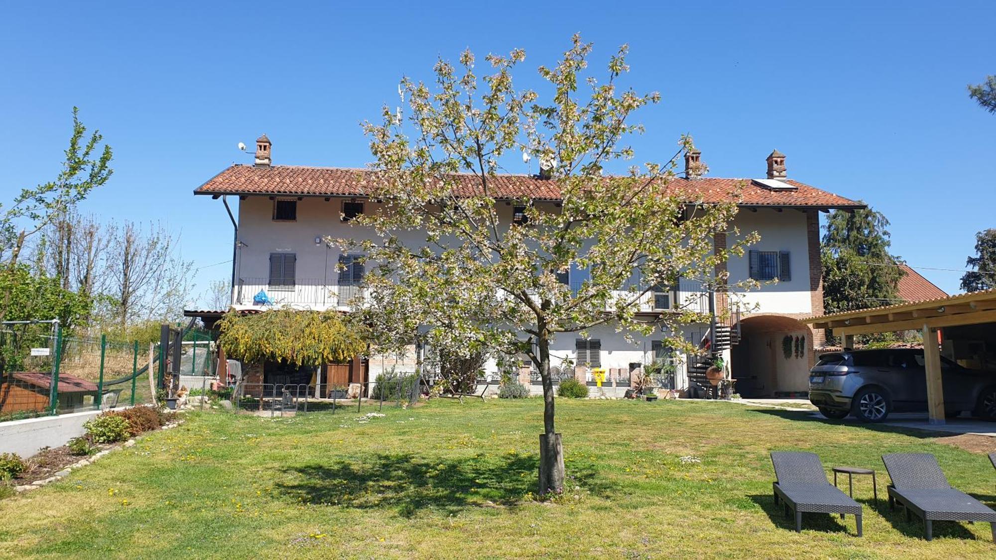 La Tana Dei Corgi Bed & Breakfast Moncrivello Eksteriør bilde