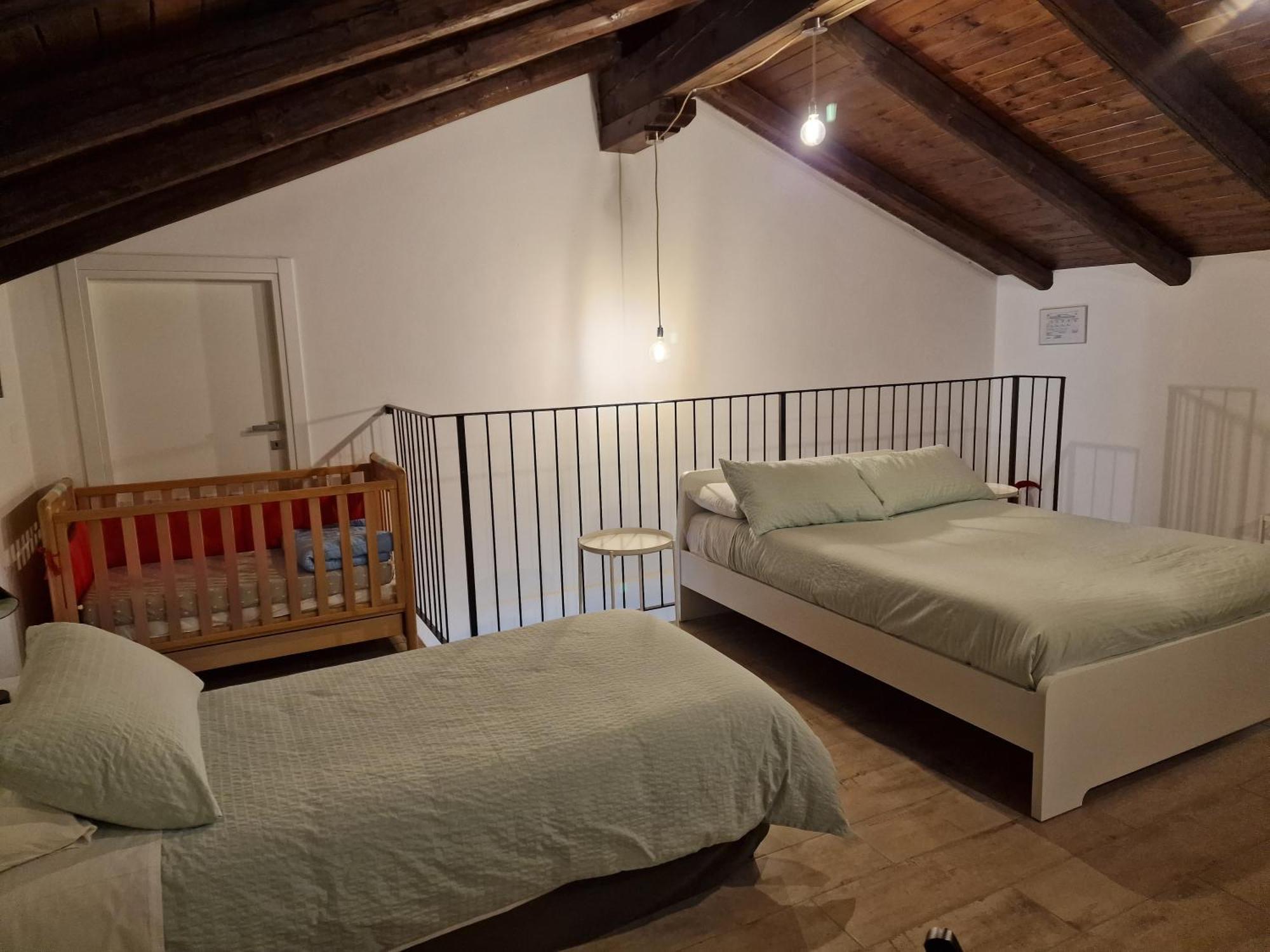 La Tana Dei Corgi Bed & Breakfast Moncrivello Rom bilde
