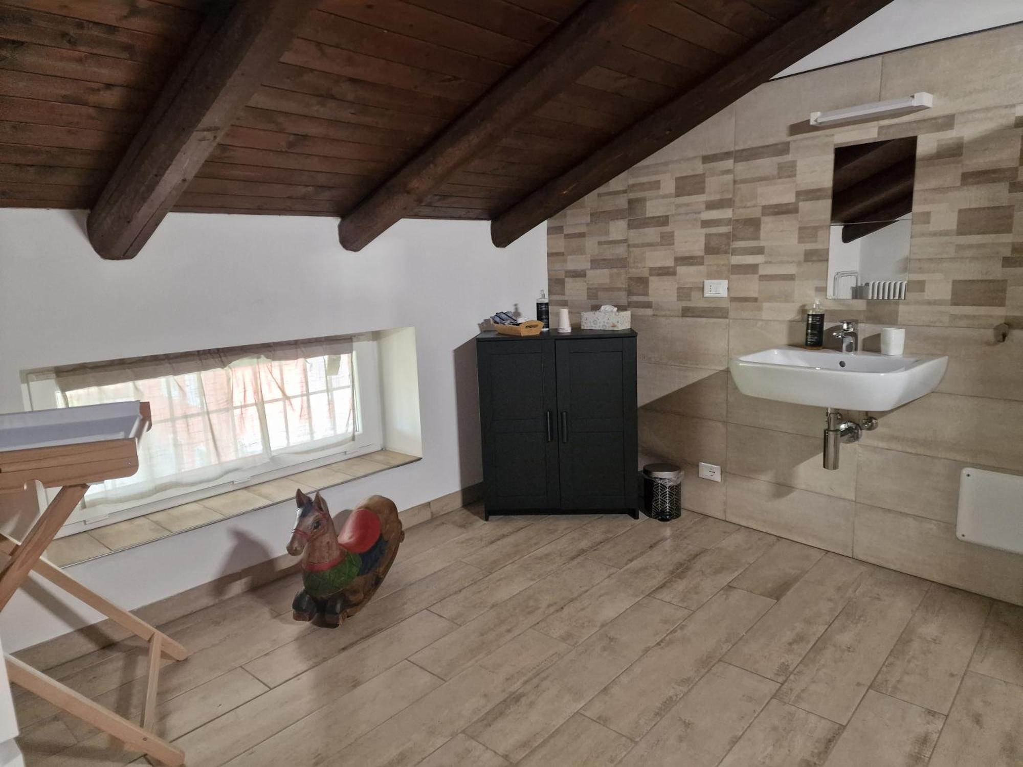 La Tana Dei Corgi Bed & Breakfast Moncrivello Eksteriør bilde